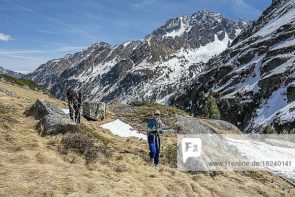 Ski tourers hiking in spring with little snow  Neustift im Stubai Valley  Tyrol  Austria  Europe