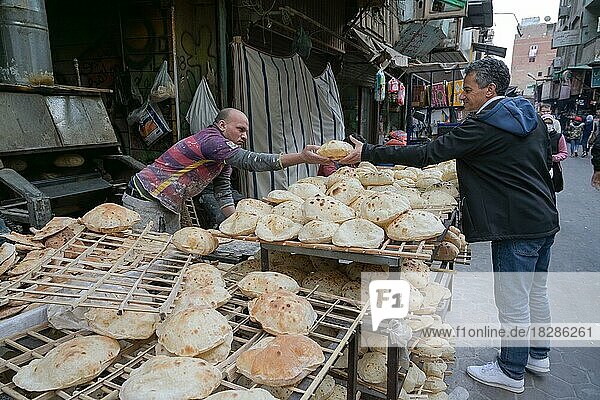 Bakery  Sale  Flatbread  Khan el-Khalili Bazaar  Old City  Cairo  Egypt  Africa