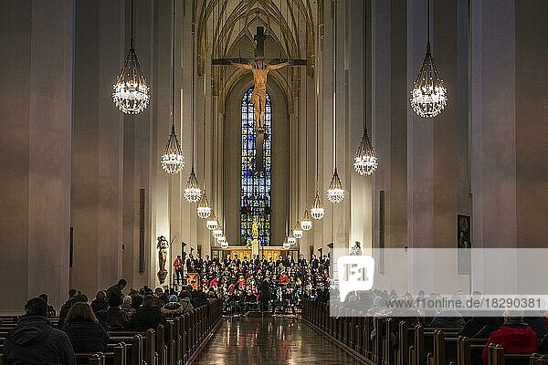 Church of Our Lady  choir singing Christmas carols  interior shot  Munich  Bavaria  Germany  Europe