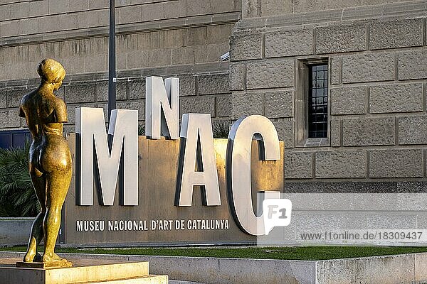 Nationales Kunstmuseum von Katalonien auf dem Montjuic in Barcelona