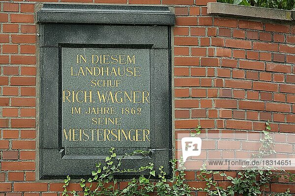 Richard Wagner Meistersinger Denkmal  in Biebrich  Wiesbaden  Hessen  Deutschland  Europa