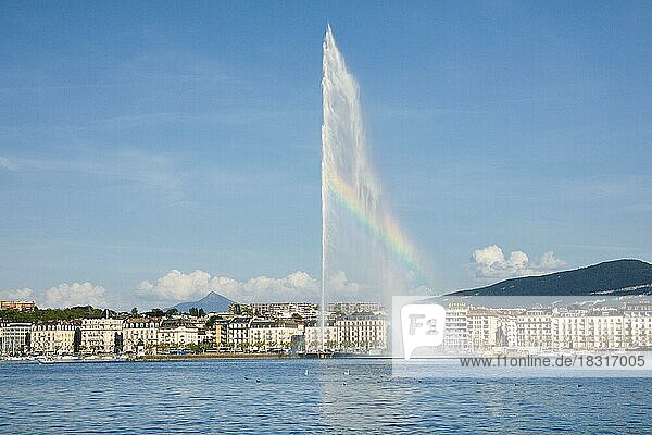 The Jet d'eau  the landmark in the Lake Geneva basin  Canton Geneva  Switzerland  Europe