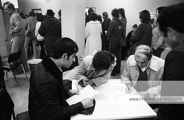 Großer Andrang herrschte bei den Arbeitslosen beim Arbeitsamt am 23.01.1980 in Dortmund  Deutschland  Europa