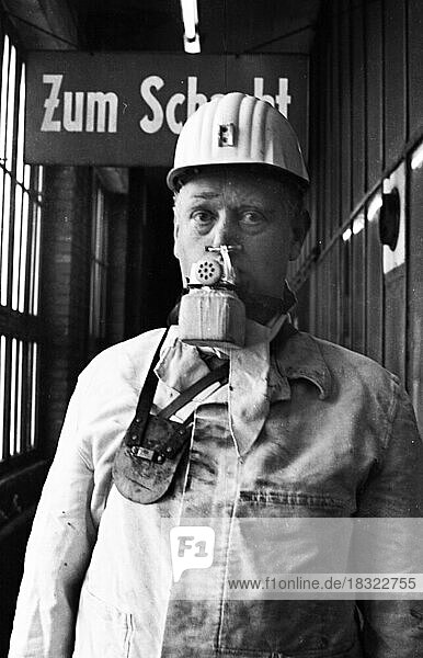 The Ruhr area  country and people  work  life  leisure in the coalfield in 1976. Miners in a coal mine  Germany  Europe