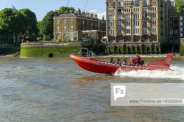 Thames Rockets Speedboat Abenteuer starres aufblasbares Jetboot Hochgeschwindigkeitsfahrt  Themse  London  England  UK