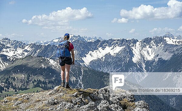 Hiker on hiking trail to Thaneller  Lechtal Alps  Tyrol  Austria  Europe
