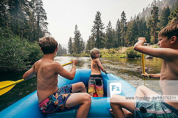 USA  California  Boys (8-9  12-13) rafting on Truckee river