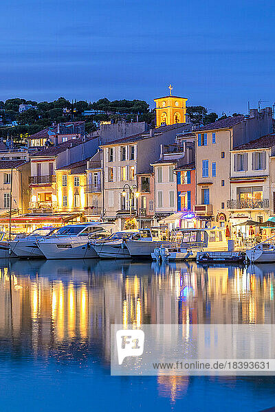 The Harbour at Cassis at dusk  Cassis  Bouches du Rhone  Provence-Alpes-Cote d'Azur  France  Western Europe