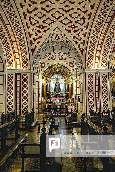 Basilika und Kloster San Francisco von Lima  Kapelle Unserer Lieben Frau von den Schmerzen oder Virgen La Dolorosa  Lima  Peru  Südamerika