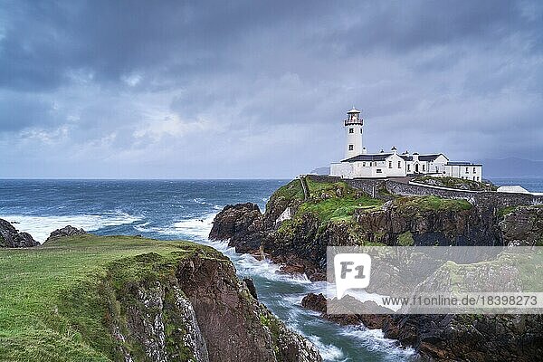 Fanad Head  cliff top lighthouse  Donegal  Ulster  Ireland  Europe