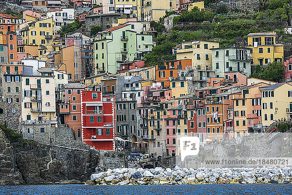 Italy  Liguria  Riomaggiore  Historic houses of coastal village along Cinque Terre