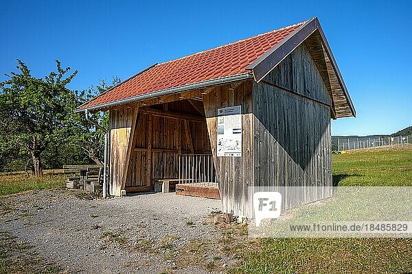 Historische Hütte auf Wanderweg Sprollenhäuser Hut  Bad Wildbad  Schwarzwald  Deutschland  Europa