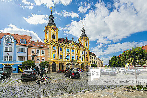 Rathaus von Pisek auf Velke namesti  Pisek  Südböhmische Region  Tschechische Republik (Tschechien)  Europa