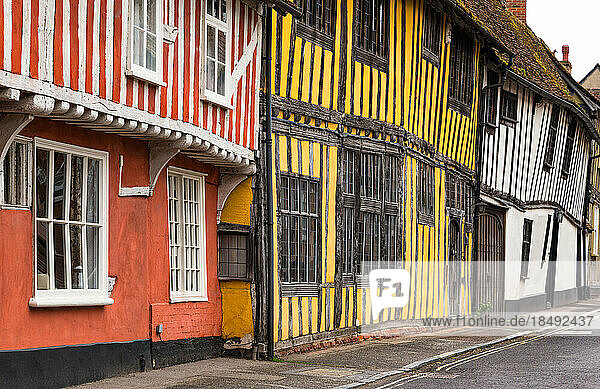 Mittelalterliche Gebäude in Fachwerkbauweise in Lavenham  Suffolk  England  Vereinigtes Königreich  Europa