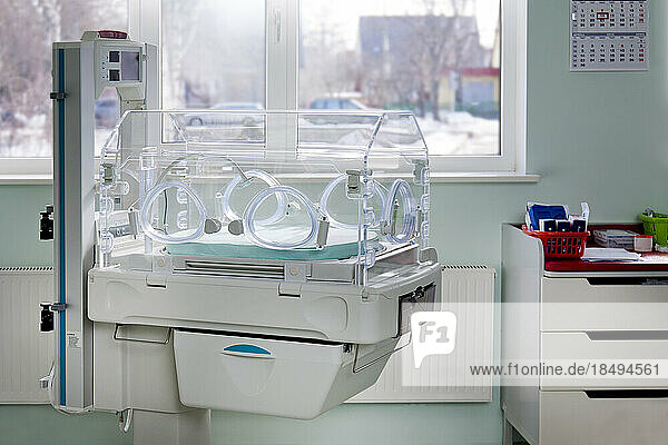 The intensive care unit  the special care unit of a children's hospital  an Incubator crib  neonatal care.