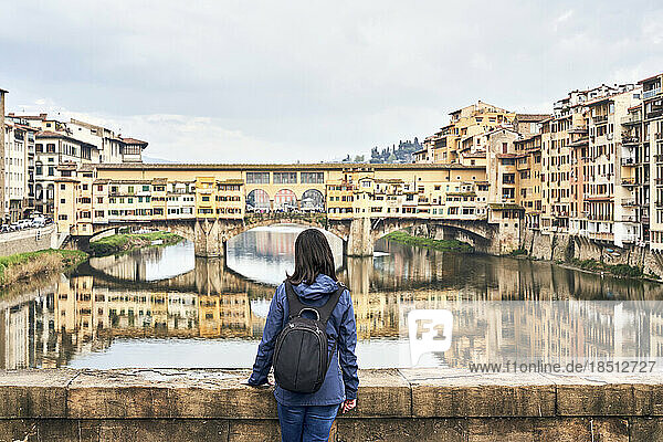 Woman in front of Ponte Vecchio