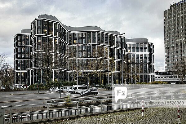 DB Schenker AG Essen und Postbankgebäude  Essen  Nordrhein-Westfalen  Deutschland  Europa