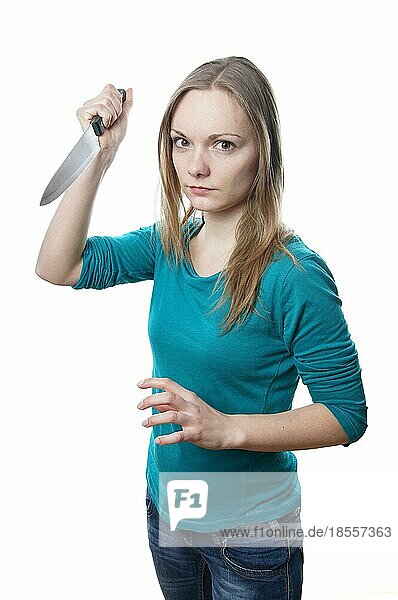 Unheimliche Frau mit Küchenmesser