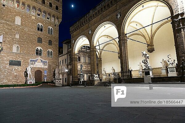 nächtlich beleuchtete Architektur  Piazza della Signoria Signoria Platz. Städtische Szene im Außenbereich niemand  Florenz