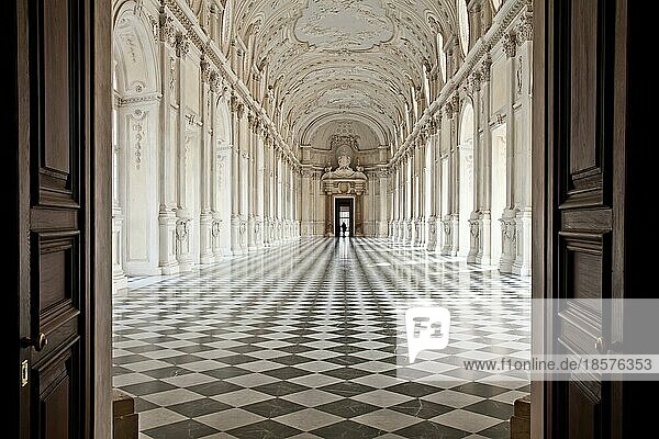 Blick auf die Galleria di Diana im Königspalast von Venaria  in der Nähe von Torino  Region Piemonte