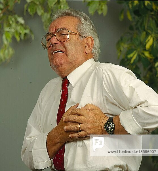 Elderly man with pain  heart pain  heart attack