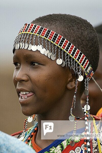 Massai-Frau  Massai Mara Wildschutzgebiet  Kenia  Afrika