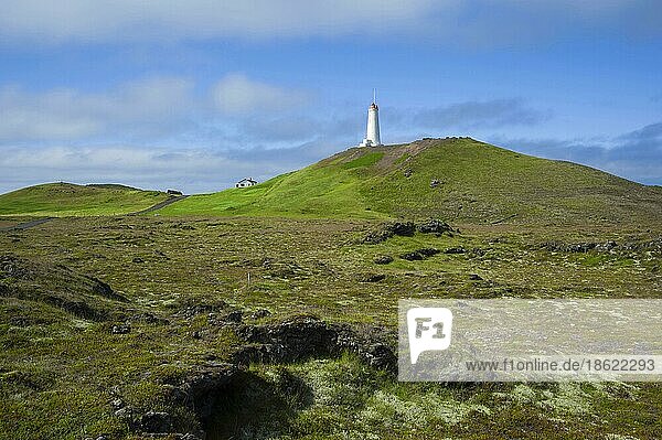 Lighthouse  Cape Reykjanesta  Reykjanes Peninsula  Iceland  Europe
