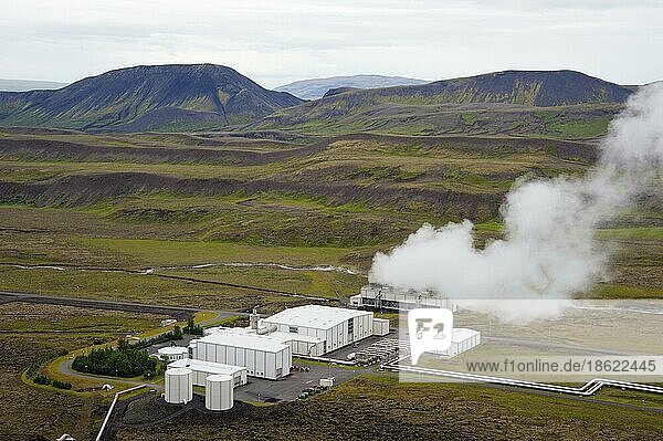 Geothermalgebiet  der 435  Nesjavellir-Kraftwerk  Nesjavallavirkjun  geothermisches Kraftwerk  Nesjavellir  Island  Europa