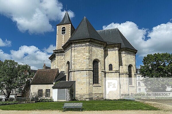 Nevers. Die Kirche St. Peter. Departement Nievre. Bourgogne Franche Comte. Frankreich
