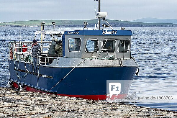 Open passenger ferry boat Solan IV sailing from Leebitton to Mousa  Shetland Islands  Scotland  UK