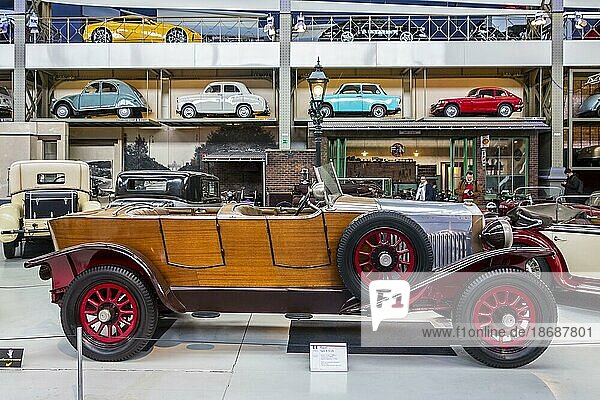 1923 1926 Ravel Typ B. 12. 26  französischer Holz Oldtimer  Oldtimer  antikes Fahrzeug bei Autoworld  Oldtimermuseum in Brüssel  Belgien  Europa