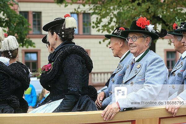 Participants in the Oktoberfest Tentowners' and Brewery Parade pass by at the start of the event. Munich  Germany  Europe
