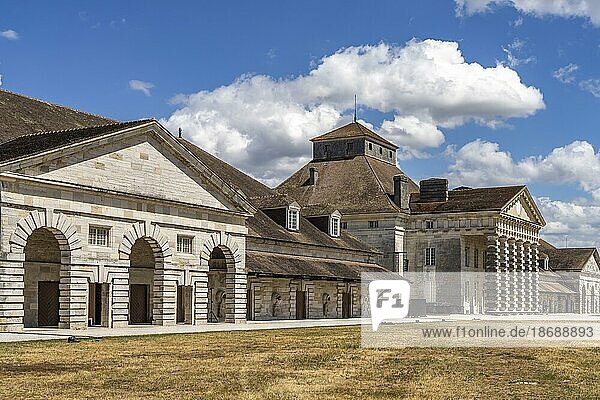 UNESCO-Welterbe Königliche Saline in Arc-et-Senans  Bourgogne-Franche-Comté  Frankreich  Europa