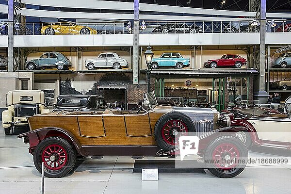 1923 1926 Ravel Typ B. 12. 26  französischer Holz Oldtimer  Oldtimer  antikes Fahrzeug bei Autoworld  Oldtimermuseum in Brüssel  Belgien  Europa