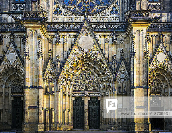 The Gothic facade of St. Vitus Cathedral  Prague Castle  UNESCO World Heritage Site  Prague  Bohemia  Czech Republic (Czechia)  Europe