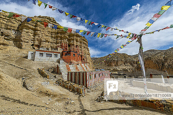 Garphu Monastery  Garphu  Kingdom of Mustang  Himalayas  Nepal  Asia