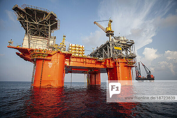 Offshore platform on way to location from shipyard