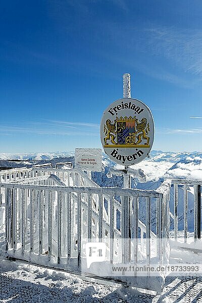 Winter in Bavaria  Zugspitze. Winter in Bayern  Zugspitze