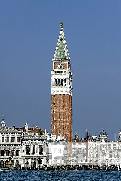 Campanile San Marco  Markusturm  Stadtteil San Marco  Venedig  Region Venetien  Italien  Europa