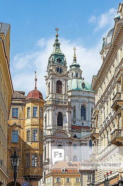 Barocke St. Nikolaus Kirche (Mala Strana) in Prag