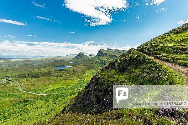 Weite Landschaft auf der Isle of Skye in Schottland  Großbritannien  Europa