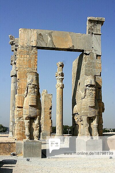 Das Tor aller Länder (Xerxes Propyläen) in Persepolis nahe Shiraz  Iran