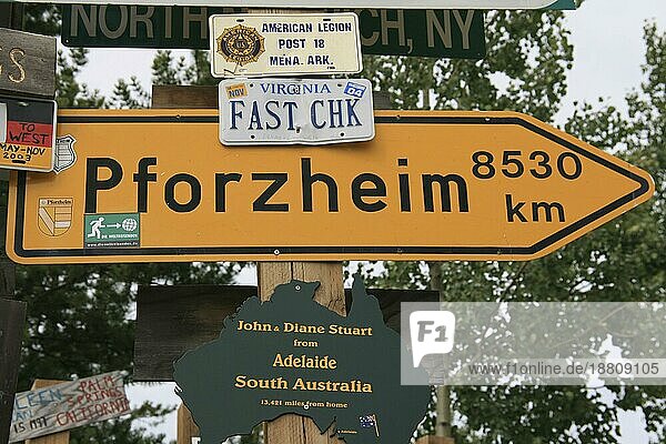 Pforzheim-Schild im Schilderwald von Watson Lake  Yukon Territory  Kanada  Nordamerika