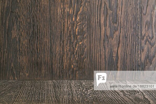 Holzhintergrund Tisch mit Holzwand