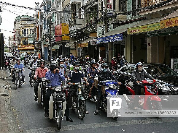 Vietnam  Ho Chi Minh Ville (Saïgon)  Verkehr in Cholon  dem chinesischen Viertel  Asien
