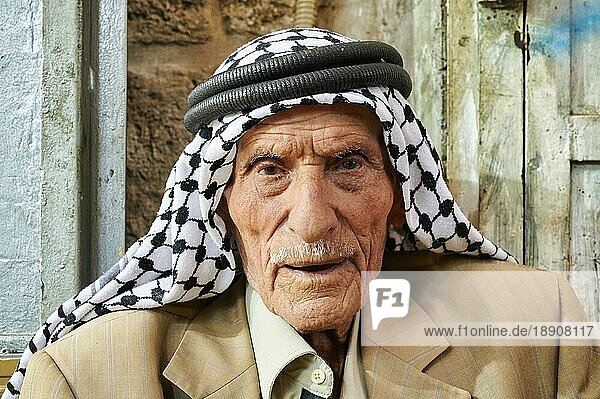 Jerusalem Israel. Porträt eines palästinensischen Mannes auf dem Souq in der Altstadt
