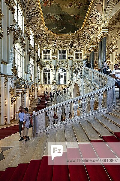 St. Petersburg Russland. Der Winterpalast des Eremitage-Museums. Jordan-Treppe