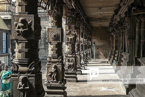 Korridor um den Chit Ambalam des Thillai Nataraja Tempels in Chidambaram  Tamil Nadu  Südindien  Indien  Asien