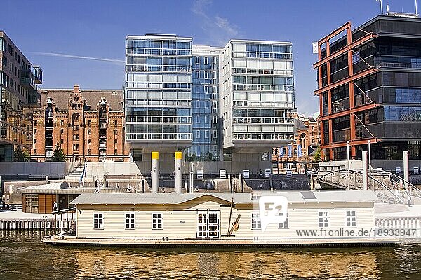 Moderne Büro-Büro und Wohngebäude  Hafencity  Hamburg  Hausboot  Deutschland  Europa