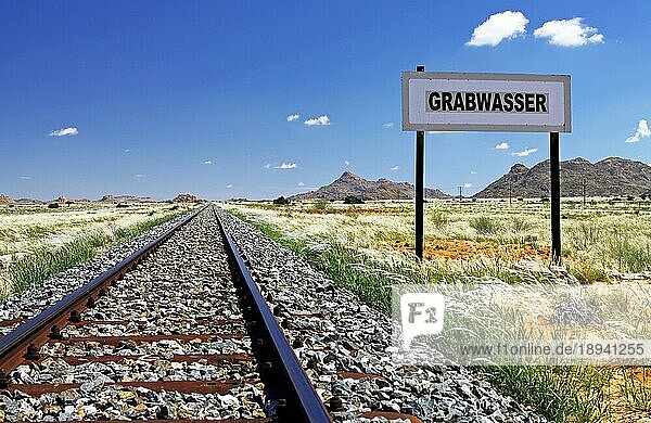 Eisenbahn  Haltestelle Grabwasser  Namibia  railway  stopp Grabwasser  Namibia  Afrika